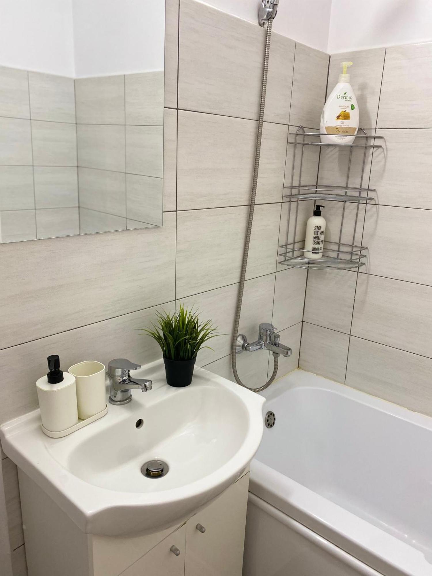 Apartament Garsoniera 1 Mega Mall Bucureşti